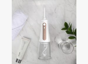 Comment nettoyer vos dents à la maison